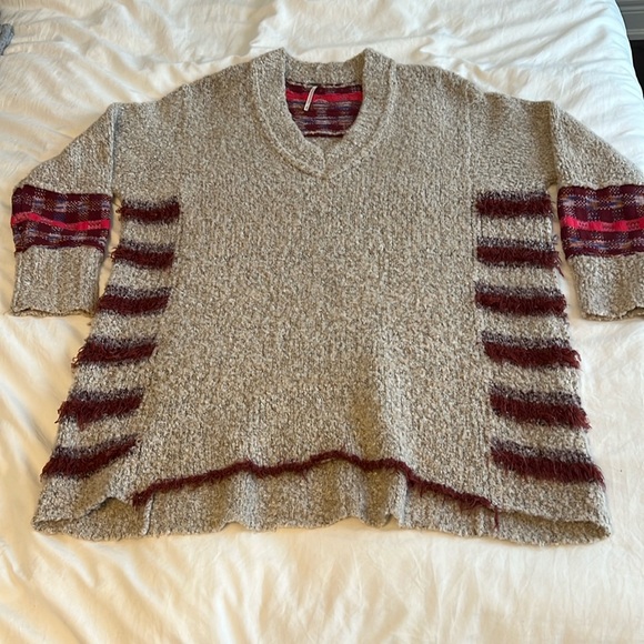 Free People oversized knit sweater xs (like new condition) - Picture 3 of 13
